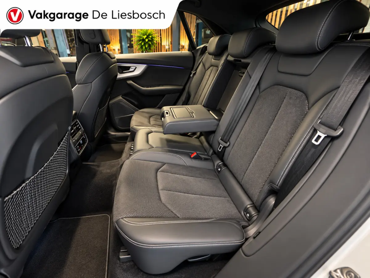 60 TFSI e quattro Pro Line S Competition 490pk | Panoramadak | luchtvering | head-up | 360 camera | 22 inch