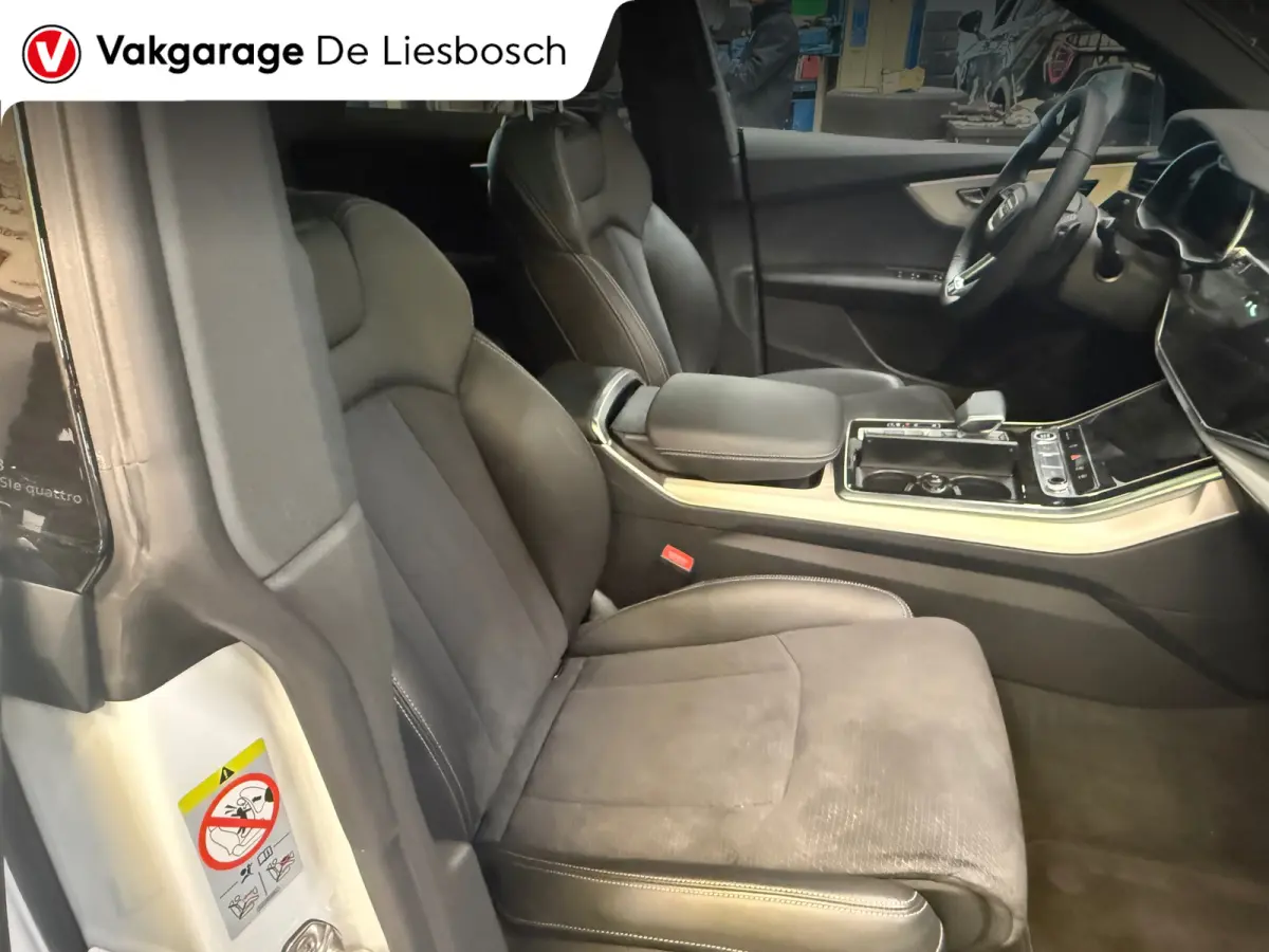 60 TFSI e quattro Pro Line S Competition 490pk | Panoramadak | luchtvering | head-up | 360 camera | 22 inch