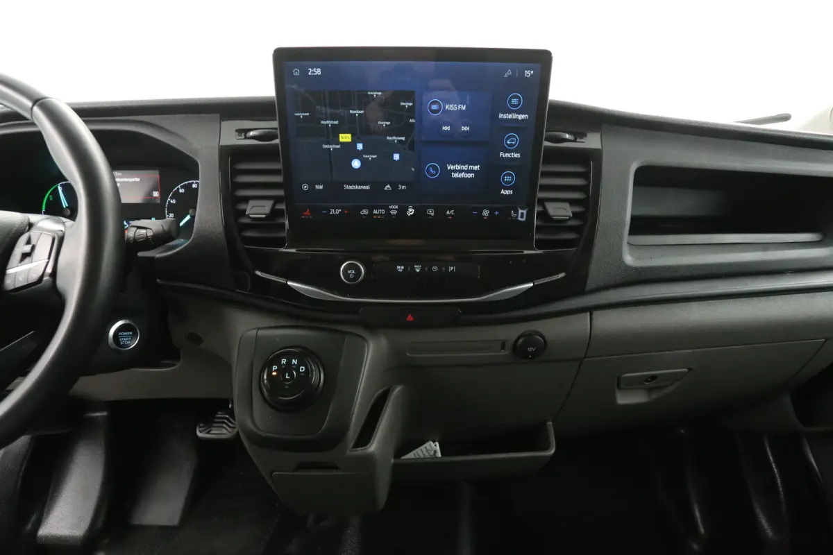 68 kWh L2H2 184PK | Snelladen | SOH 94% | Clima | Cruise | Carplay | 3 Zits | Navi | Parkeersens.