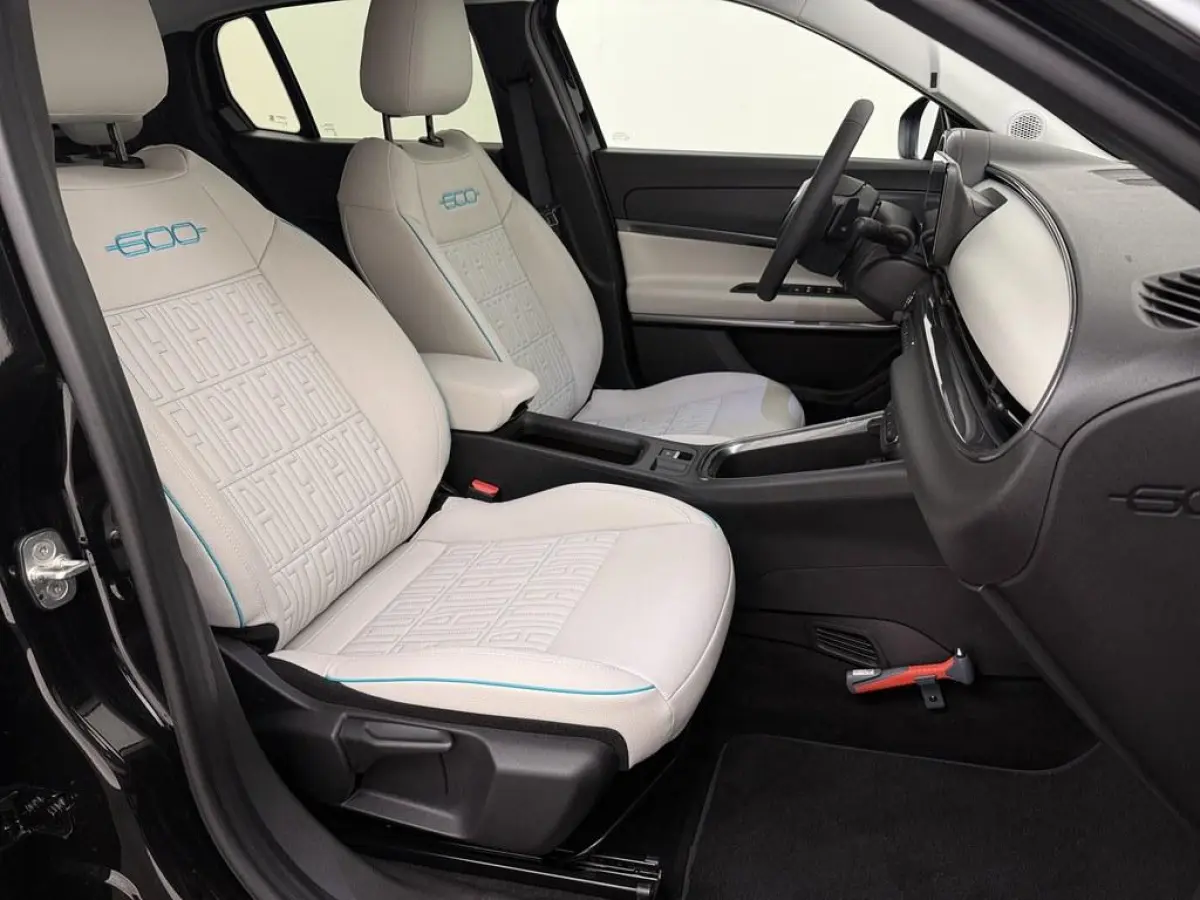 1.2 Hybrid 145pk Aut. La Prima Leder/Nav/Ad.Cruise /El.Verst.Stoelen/Camera/Stoel.Verw/El.Klep/CarPlay