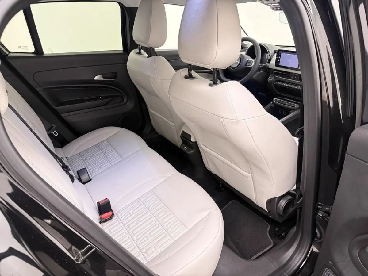1.2 Hybrid 145pk Aut. La Prima Leder/Nav/Ad.Cruise /El.Verst.Stoelen/Camera/Stoel.Verw/El.Klep/CarPlay