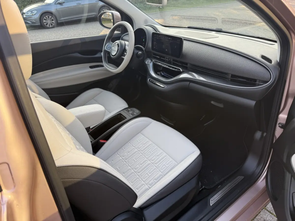 La Prima 42 kWh | Rose goud!! | Schuifdak | Leder | LED | Stoelen verw