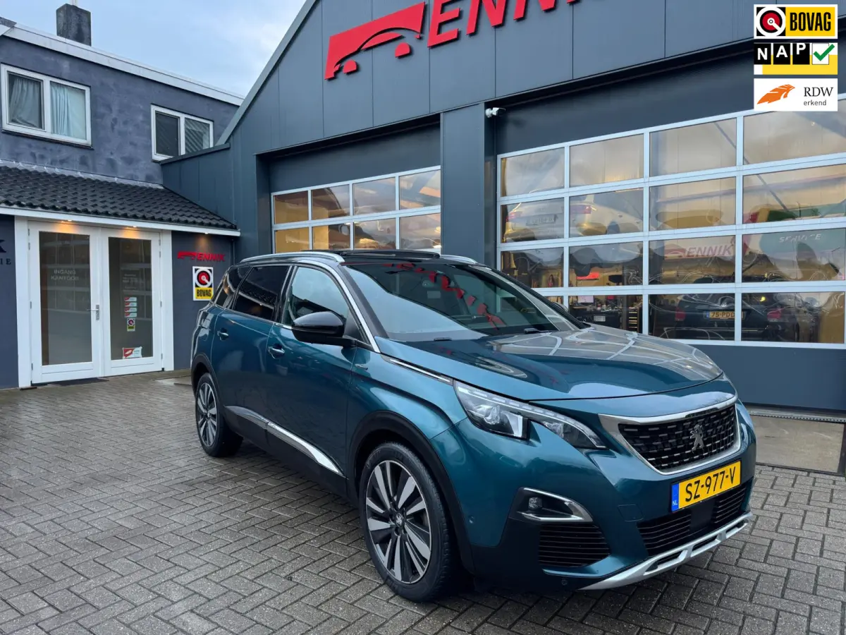 1.2 PureTech Blue Lease GT-Line / Pano / Leder / 7 Persoons .
