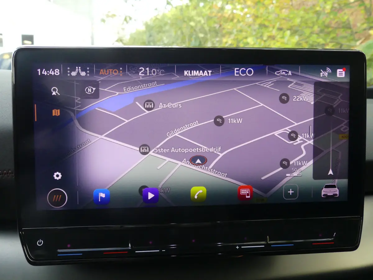 Adrenaline One 62 kWh | ADAPTIVE CRUISE | STOEL+STUURVERWARMING | CAMERA | PARKEERSENSOREN V+A | LMV 19" | NAVI | APPLE CARPLAY / ANDROID AUTO |