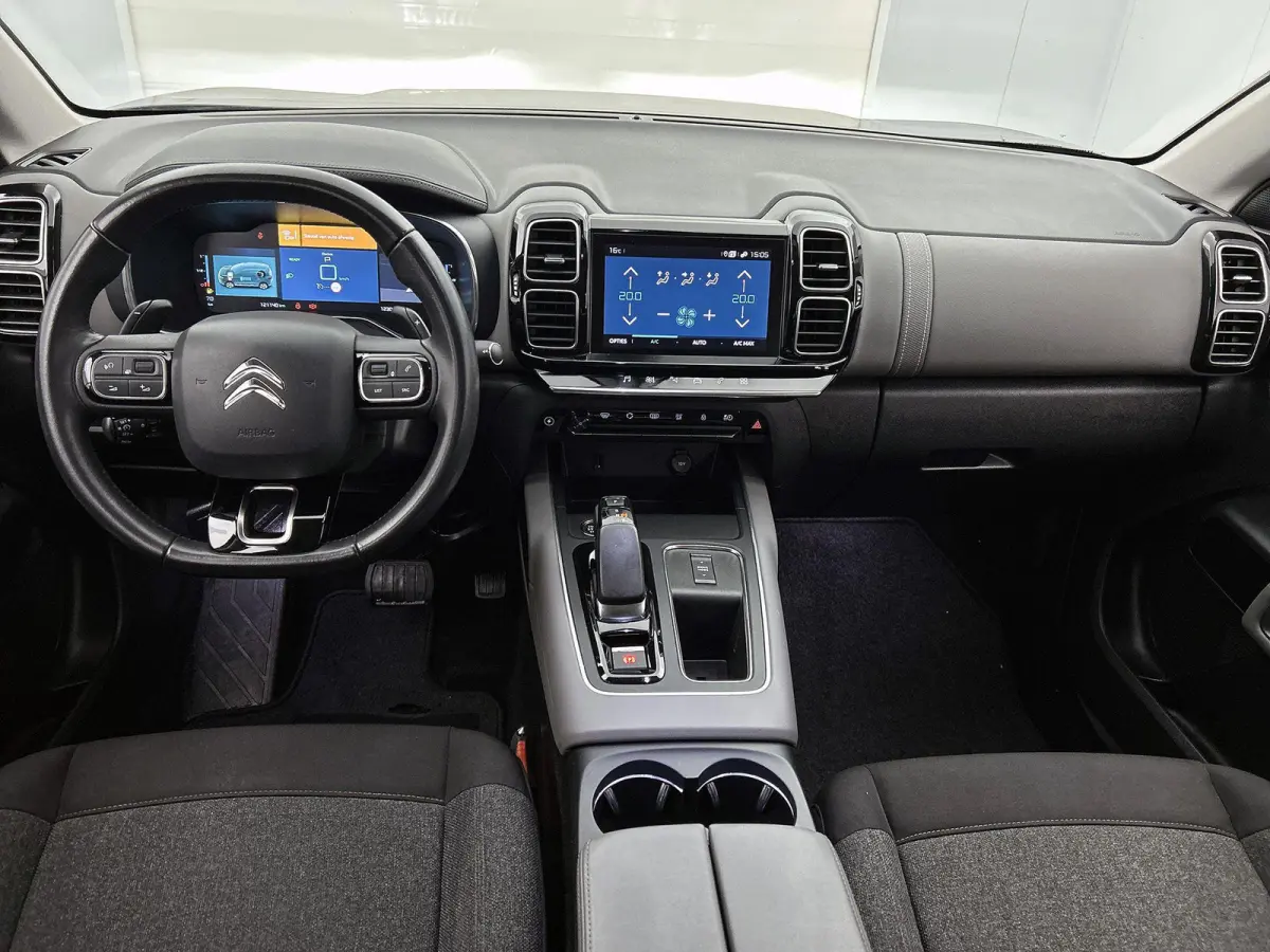SUV Business 1.6 Plug-in Hybrid 225pk Automaat | Navigatie | Achteruitrijcamera | Climate Control | Cruise Control | Parkeersensoren v+a | Dodehoeksensor | Led koplampen | Keyless | Armsteun