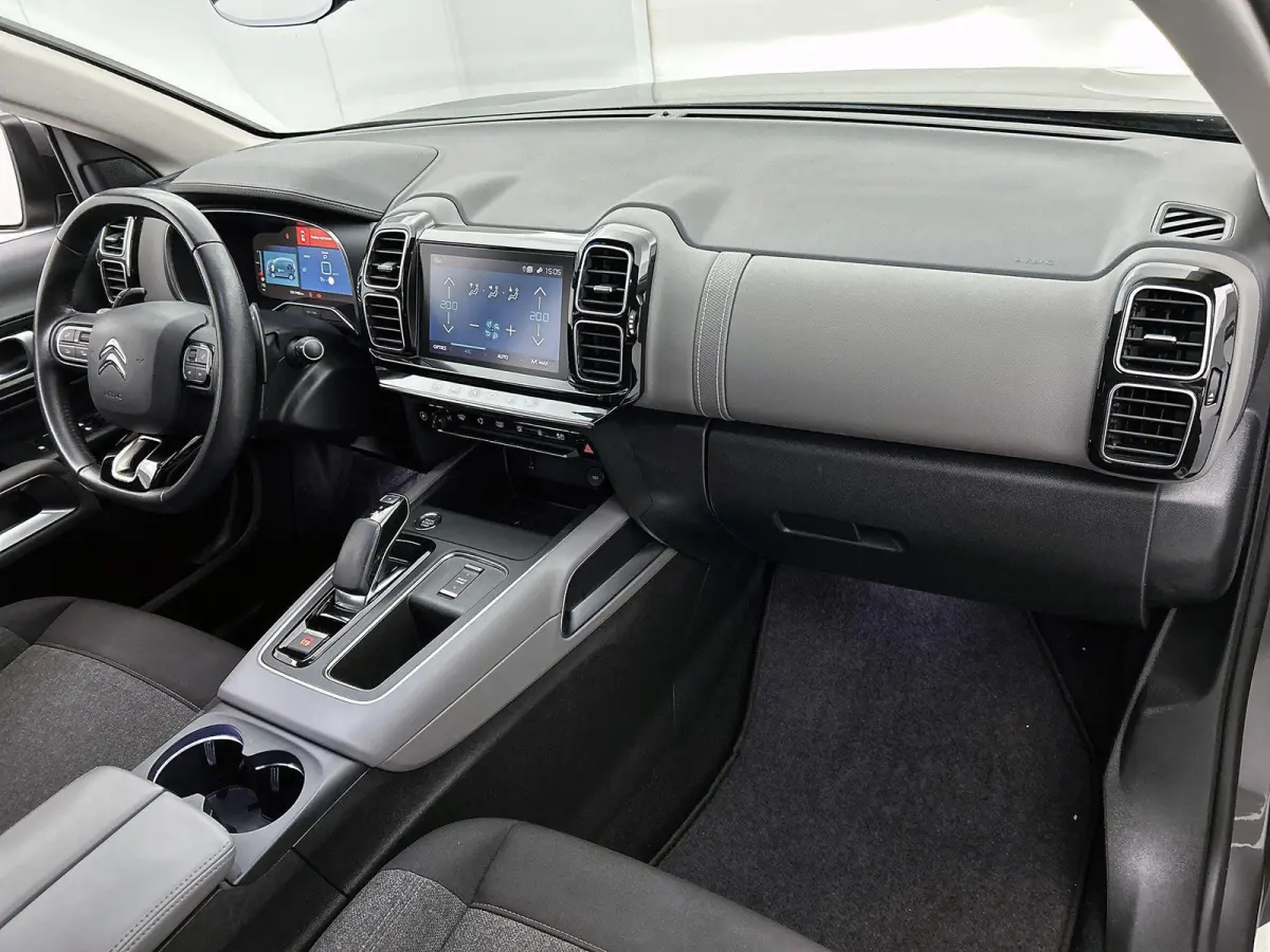 SUV Business 1.6 Plug-in Hybrid 225pk Automaat | Navigatie | Achteruitrijcamera | Climate Control | Cruise Control | Parkeersensoren v+a | Dodehoeksensor | Led koplampen | Keyless | Armsteun