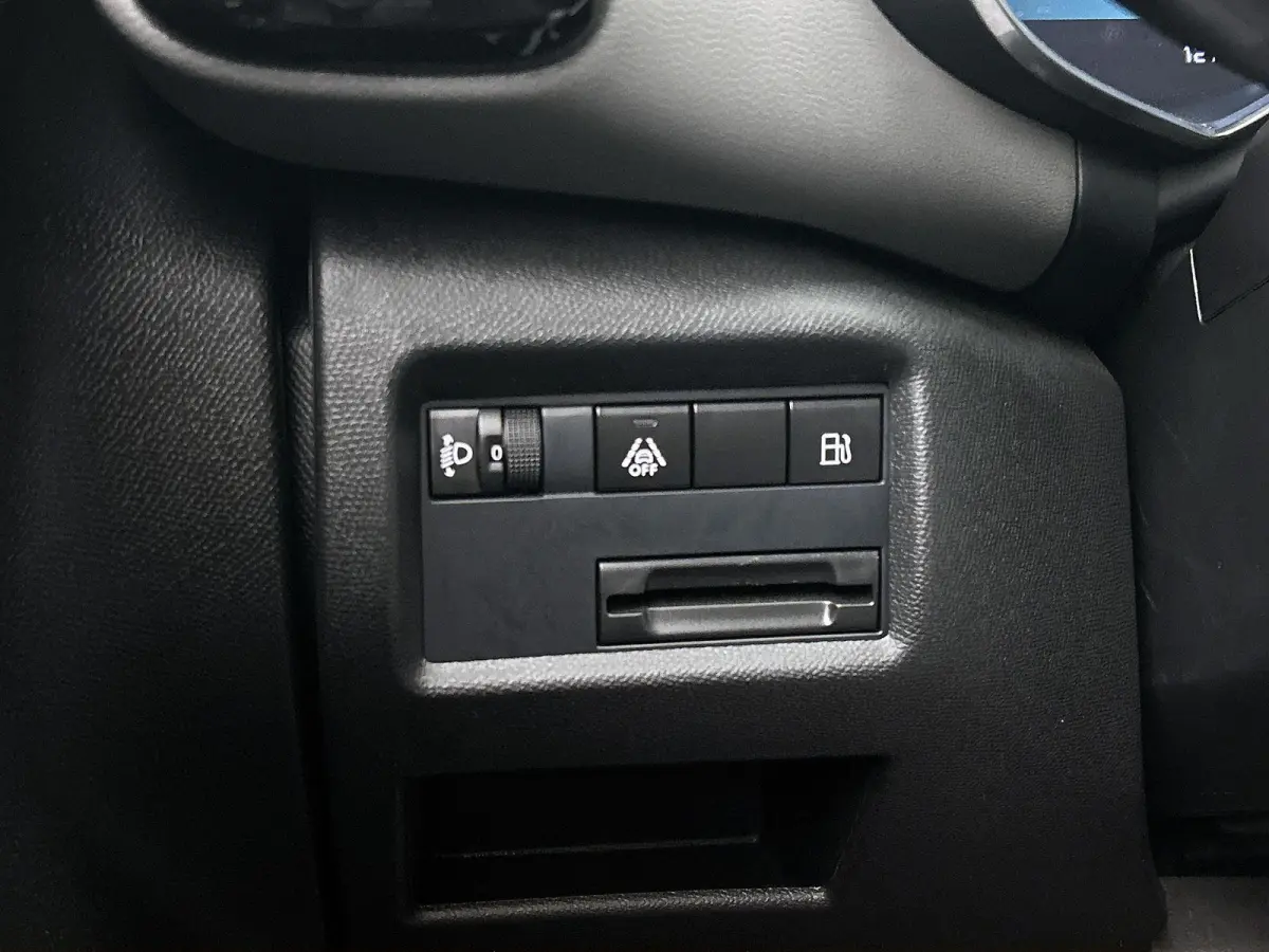SUV Business 1.6 Plug-in Hybrid 225pk Automaat | Navigatie | Achteruitrijcamera | Climate Control | Cruise Control | Parkeersensoren v+a | Dodehoeksensor | Led koplampen | Keyless | Armsteun