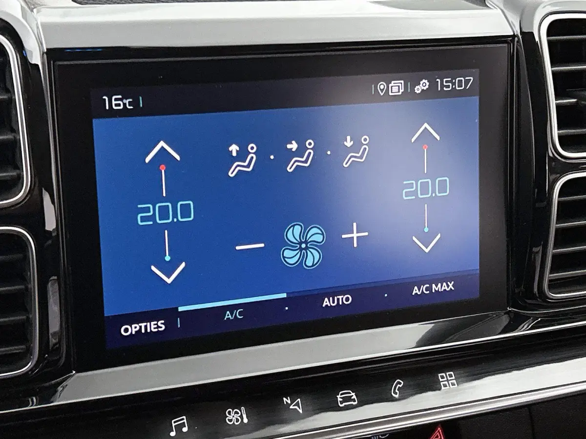 SUV Business 1.6 Plug-in Hybrid 225pk Automaat | Navigatie | Achteruitrijcamera | Climate Control | Cruise Control | Parkeersensoren v+a | Dodehoeksensor | Led koplampen | Keyless | Armsteun
