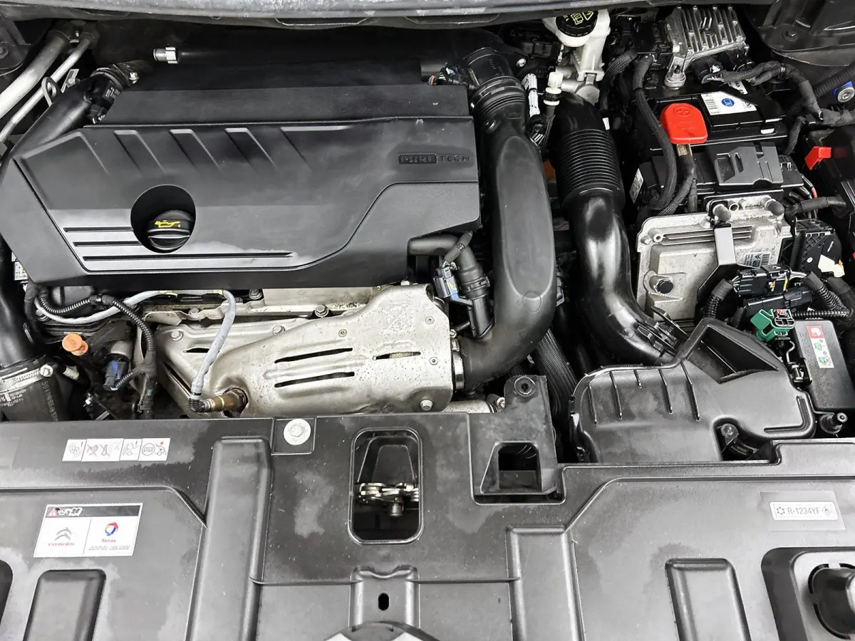 SUV Business 1.6 Plug-in Hybrid 225pk Automaat | Navigatie | Achteruitrijcamera | Climate Control | Cruise Control | Parkeersensoren v+a | Dodehoeksensor | Led koplampen | Keyless | Armsteun