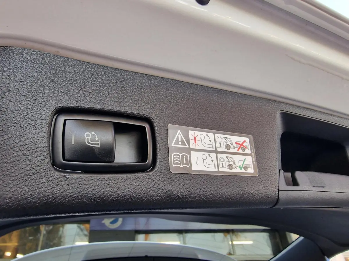 ML 500 4.7-liter V8 Biturbo 409PK|AMG-uitgevoerd|Designo|360'Camera|Trekhaak|LEER|Xenon|ACC|Stoel&Stuur-verwarming|Karman&Kardon|Schuifdak|