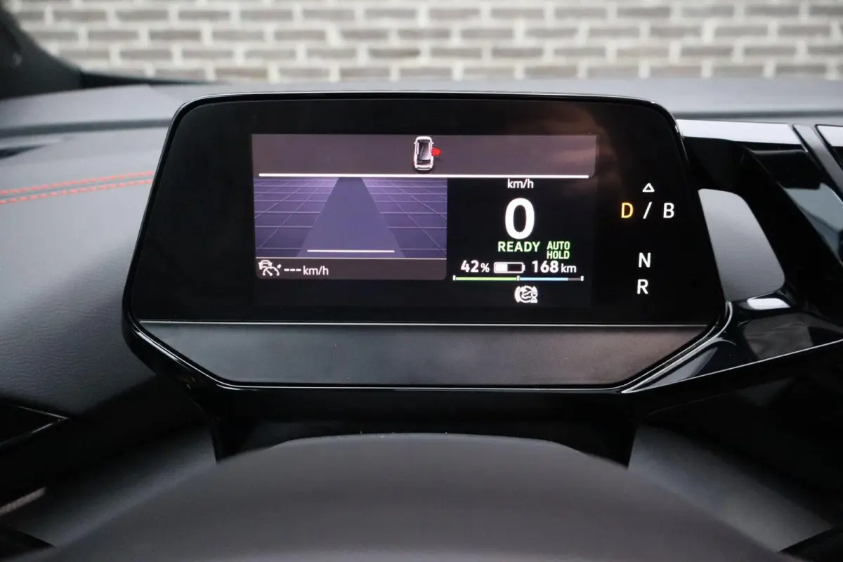 GTX 300pk 4Motion 77 kWh | SoH 93% | Panoramadak | Warmtepomp | Wegklapbare Trekhaak