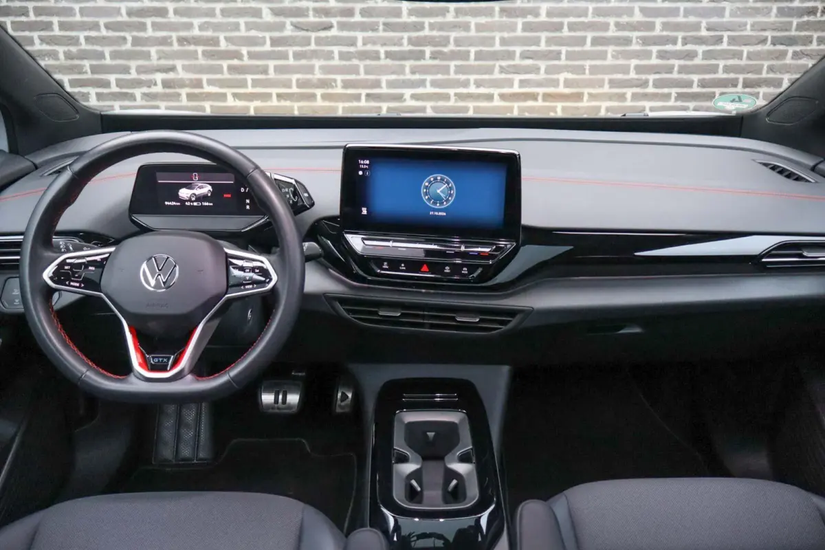 GTX 300pk 4Motion 77 kWh | SoH 93% | Panoramadak | Warmtepomp | Wegklapbare Trekhaak