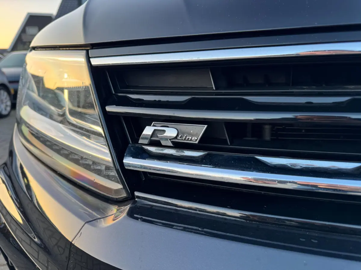 1.4 TSI ACT Highline Business R-Line / Pano / Virtual / ACC / Leder / Trekhaak / Zeer Kompleet.
