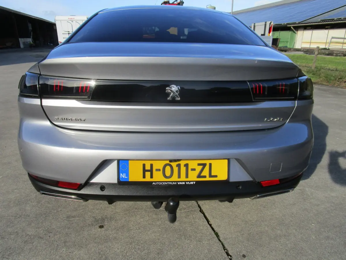 1.5 BlueHDI Allure Avantage cam leer nieuwstaat