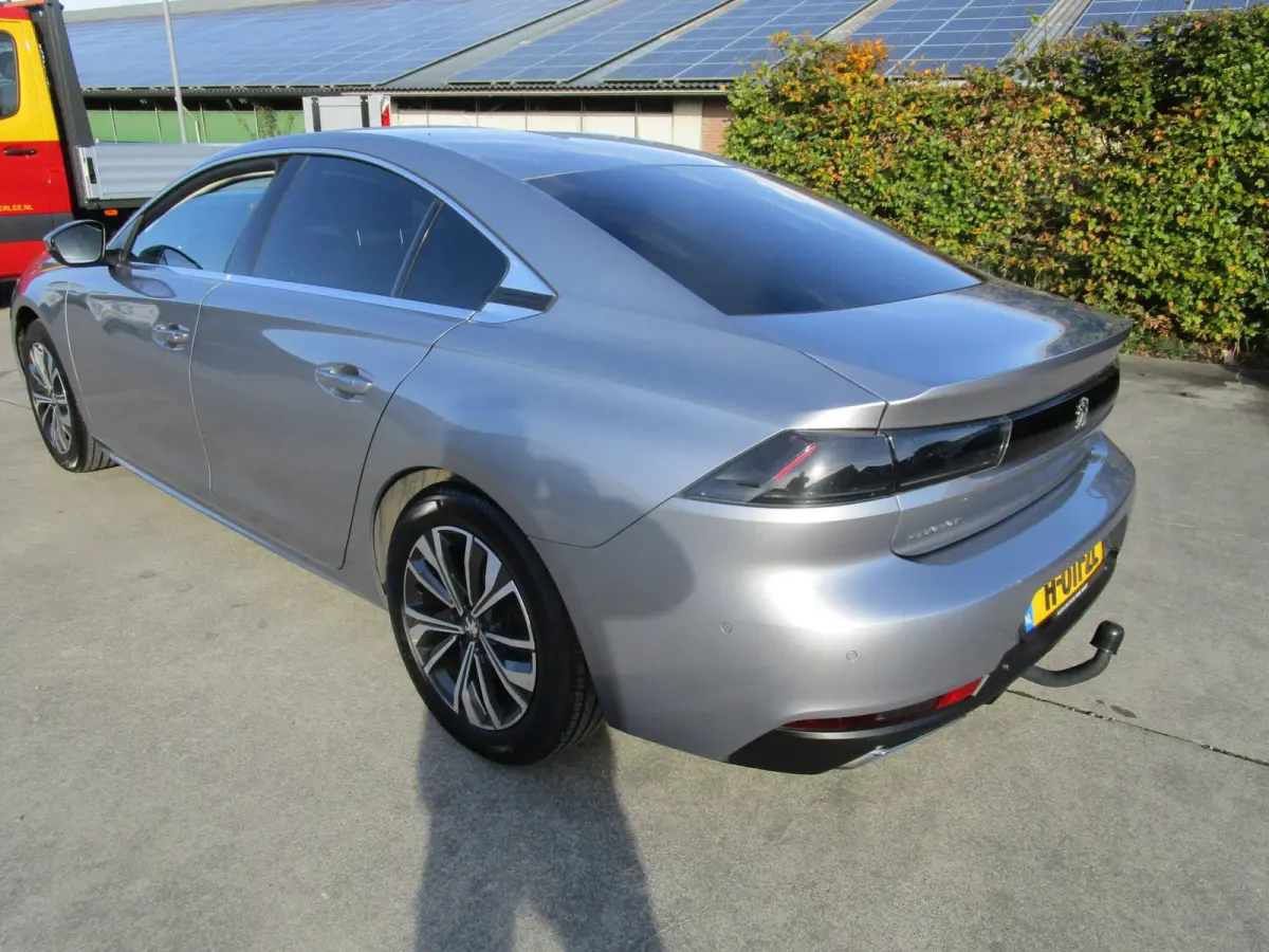 1.5 BlueHDI Allure Avantage cam leer nieuwstaat