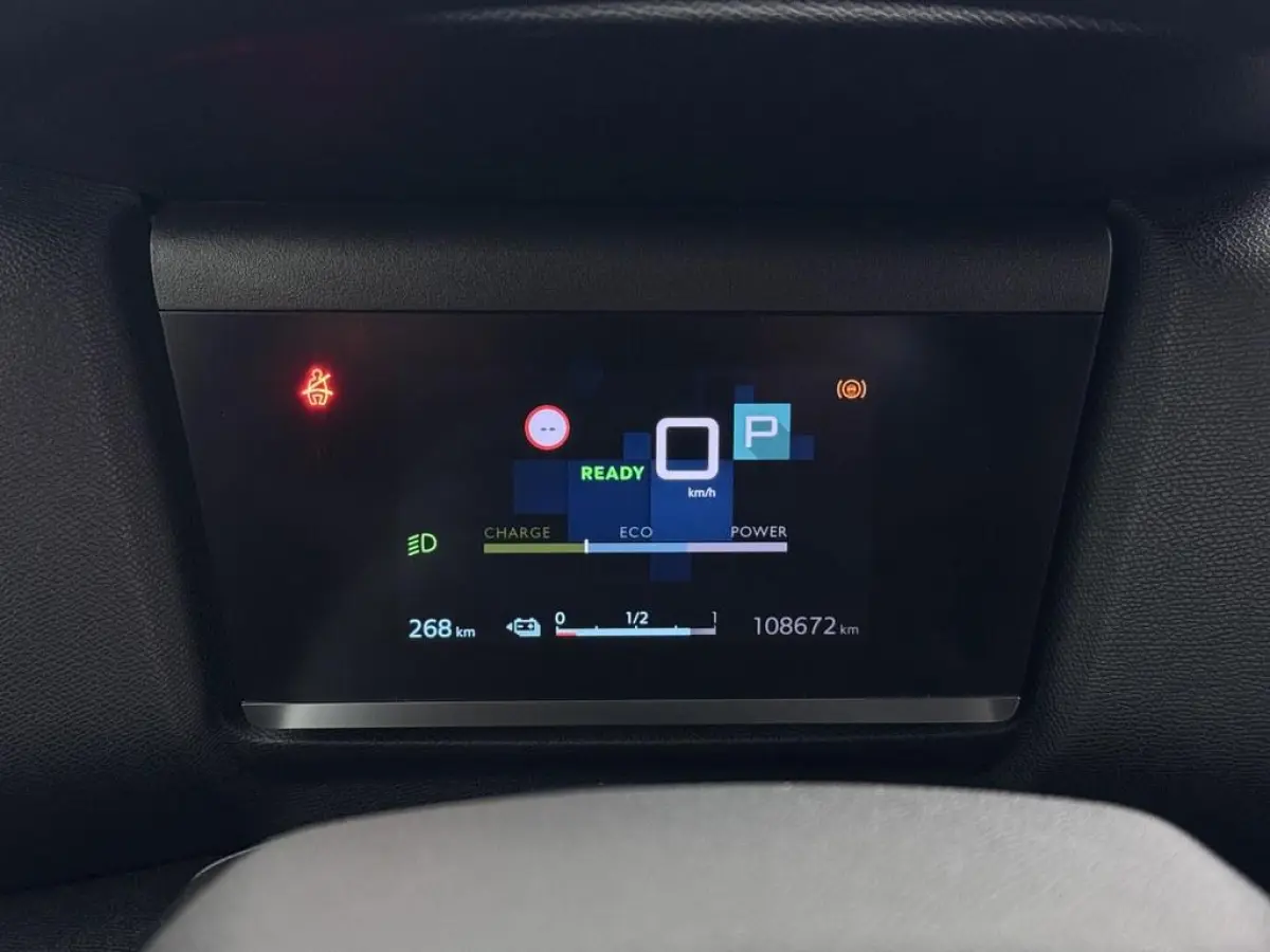Live 50 kWh Carplay/Ecc/Cruise/Led/DaB 1e eigenaar