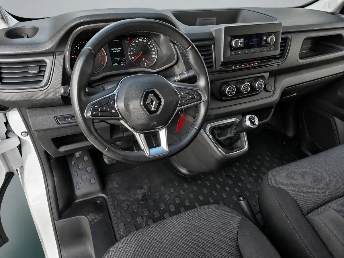Facelift 2.0 Blue dCi 130 Pk /96KW L2 Airco Cruisecontrol Achteruitrijcamera