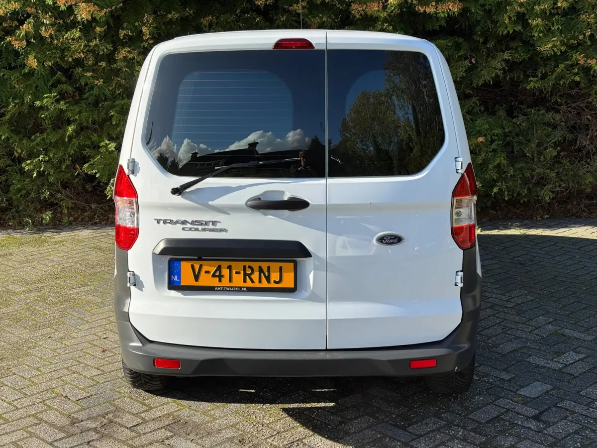 1.0 Trend EcoBoost S&S | Airco | Voorruitverwarming | Elektrische ramen