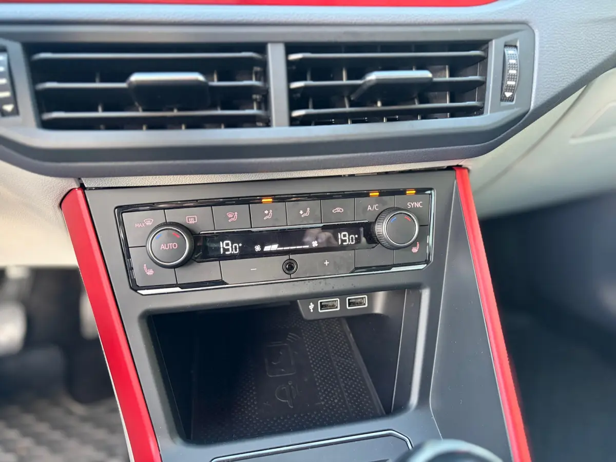 1.0 TSI Highline BEATS I 1E EIGENAAR I CLIMA I PDC I LED I UNIEK