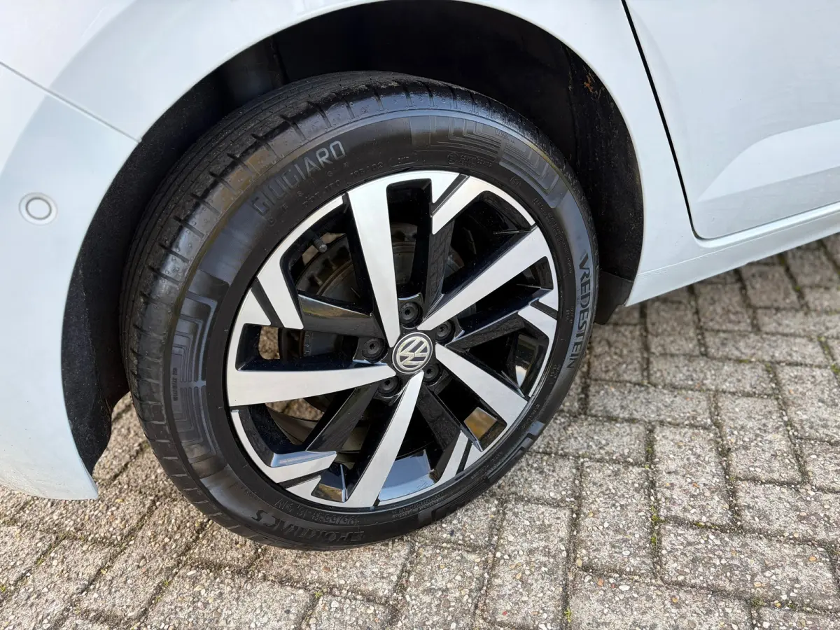 1.0 TSI Highline BEATS I 1E EIGENAAR I CLIMA I PDC I LED I UNIEK