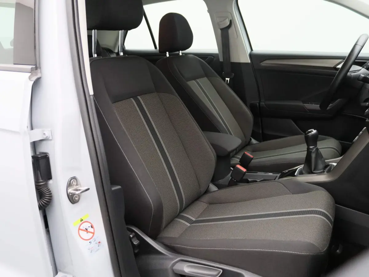 1.0 TSI Style 116 PK Origineel Nederlands | Navigatie | Apple Carplay | Android Auto | Parkeersensoren | DAB | Adaptive Cruise Control |