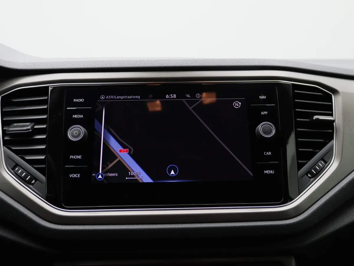 1.0 TSI Style 116 PK Origineel Nederlands | Navigatie | Apple Carplay | Android Auto | Parkeersensoren | DAB | Adaptive Cruise Control |