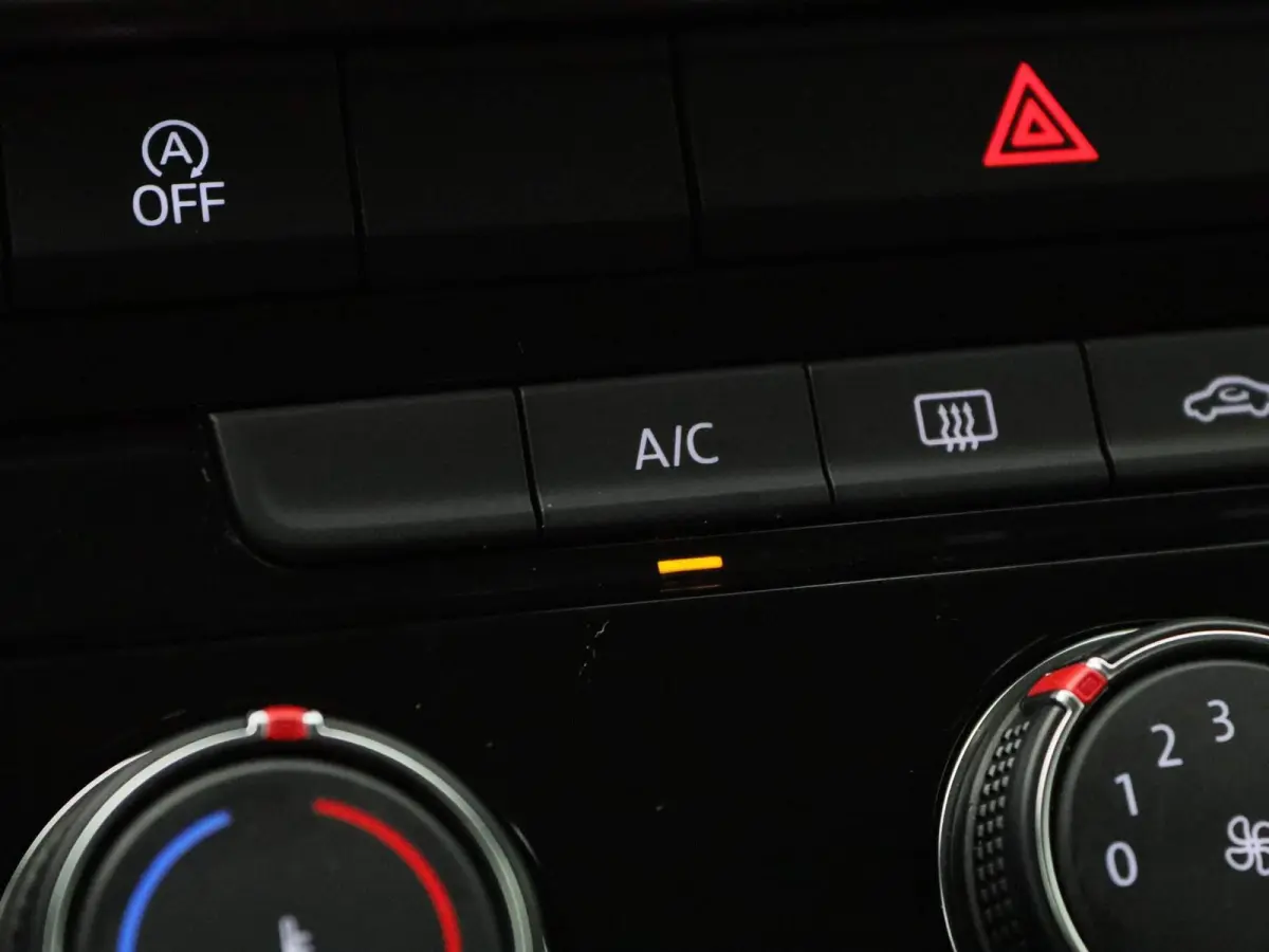 1.0 TSI Style 116 PK Origineel Nederlands | Navigatie | Apple Carplay | Android Auto | Parkeersensoren | DAB | Adaptive Cruise Control |
