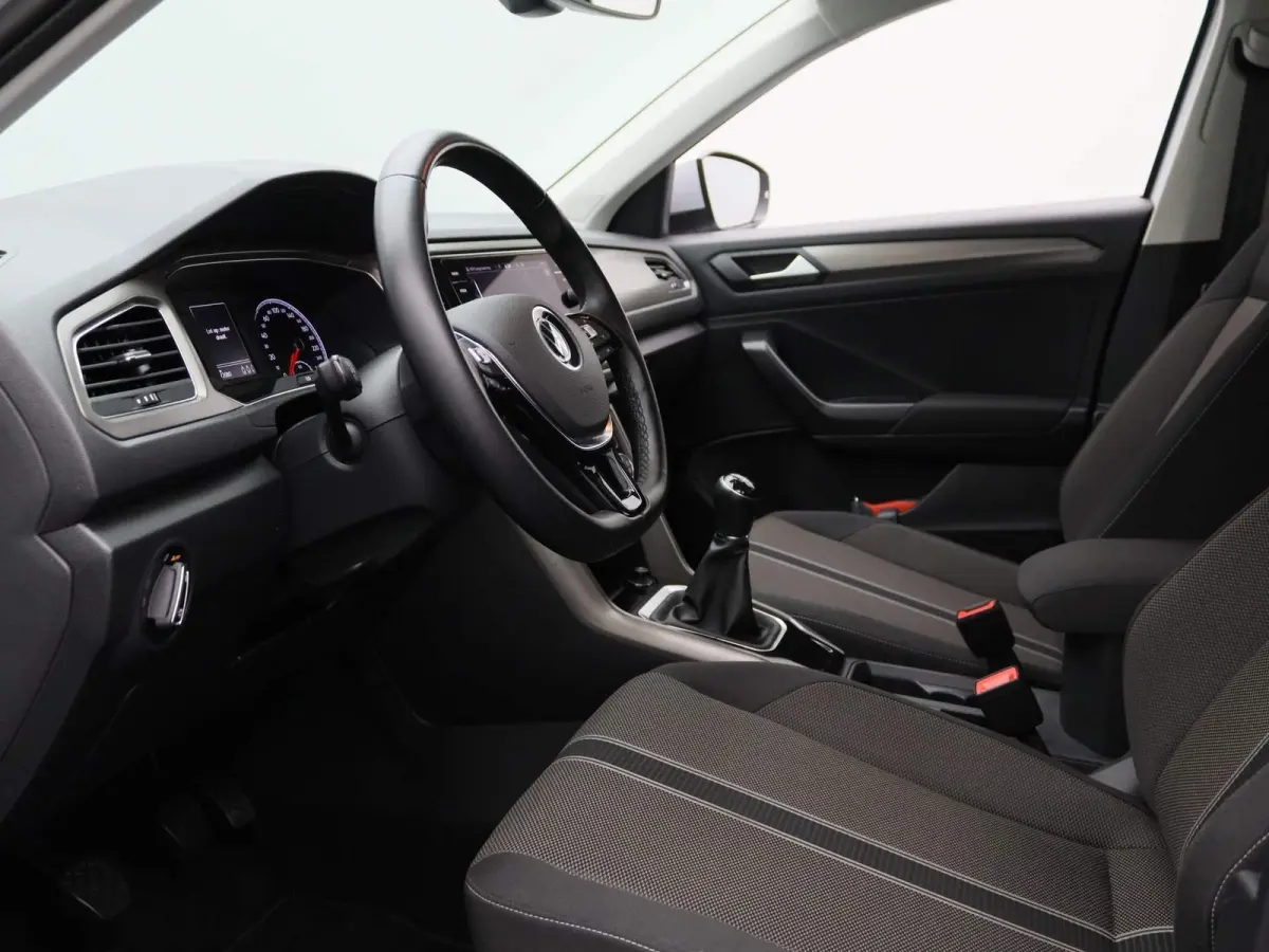 1.0 TSI Style 116 PK Origineel Nederlands | Navigatie | Apple Carplay | Android Auto | Parkeersensoren | DAB | Adaptive Cruise Control |