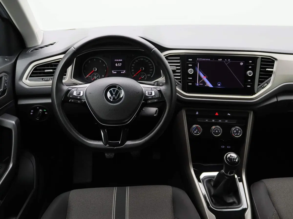 1.0 TSI Style 116 PK Origineel Nederlands | Navigatie | Apple Carplay | Android Auto | Parkeersensoren | DAB | Adaptive Cruise Control |