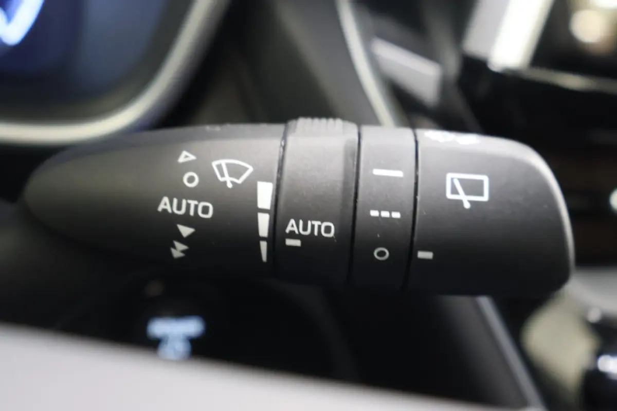 Hybrid 140 Dynamic