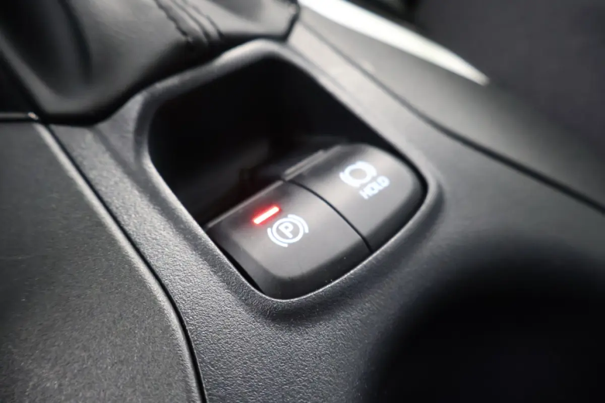 Hybrid 140 Dynamic