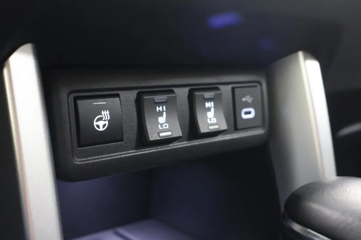 Hybrid 140 Dynamic