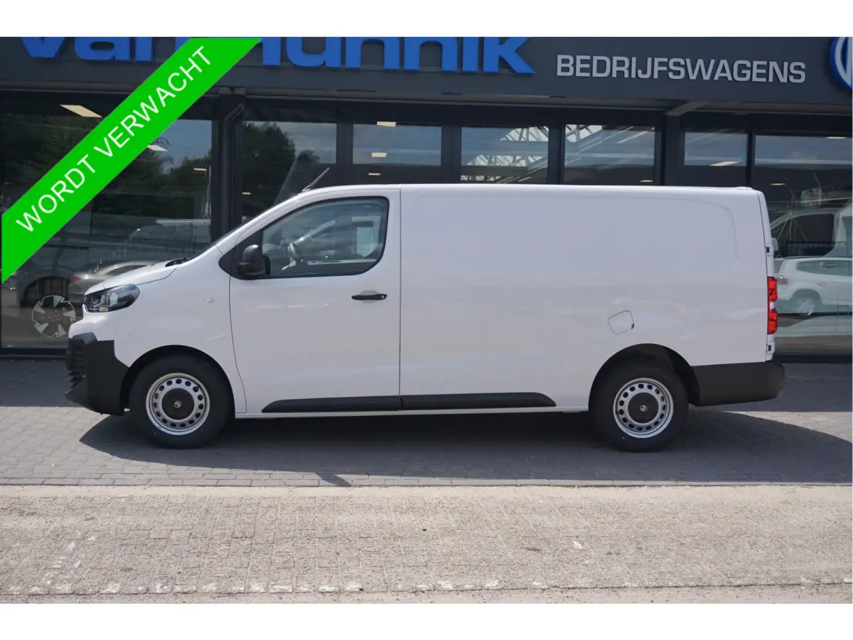 2.0D 180PK L3H1 BPM VRIJ!! Apple CP / Android A, Cruise, Camera!! Nr. 01*