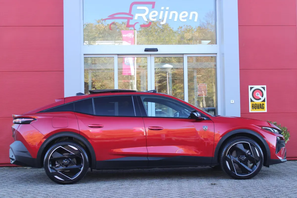 1.6 240PK PLUG-IN HYBRID GT EXCLUSIVE | ACTIERADIUS ELEK. WLTP 81-85KM | PANORAMA SCHUIF/KANTEL DAK | ELEKTRISCH VERSTELBARE VOORSTOELEN MET MASSAGE FUNCTIE | VOORSTOELEN VERWARMBAAR | STUUR