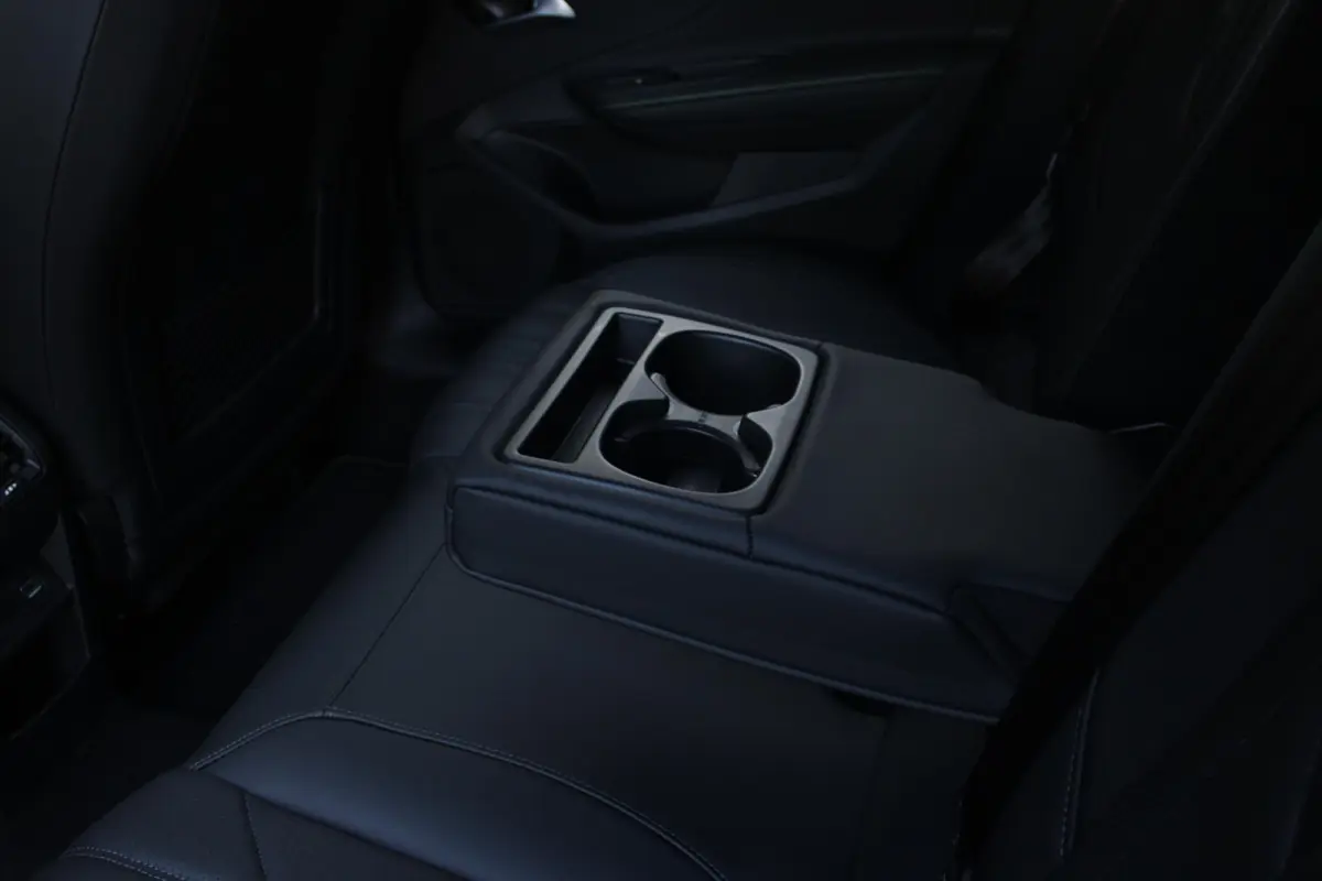 1.6 240PK PLUG-IN HYBRID GT EXCLUSIVE | ACTIERADIUS ELEK. WLTP 81-85KM | PANORAMA SCHUIF/KANTEL DAK | ELEKTRISCH VERSTELBARE VOORSTOELEN MET MASSAGE FUNCTIE | VOORSTOELEN VERWARMBAAR | STUUR