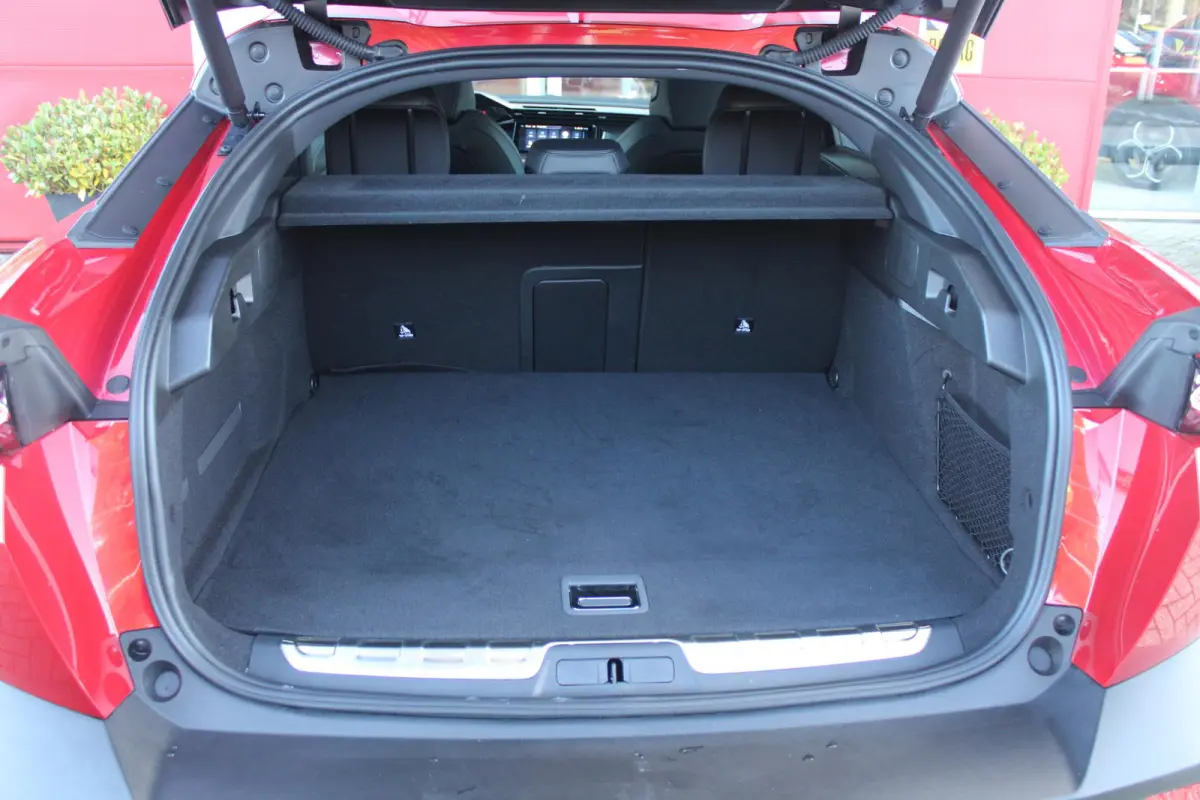 1.6 240PK PLUG-IN HYBRID GT EXCLUSIVE | ACTIERADIUS ELEK. WLTP 81-85KM | PANORAMA SCHUIF/KANTEL DAK | ELEKTRISCH VERSTELBARE VOORSTOELEN MET MASSAGE FUNCTIE | VOORSTOELEN VERWARMBAAR | STUUR