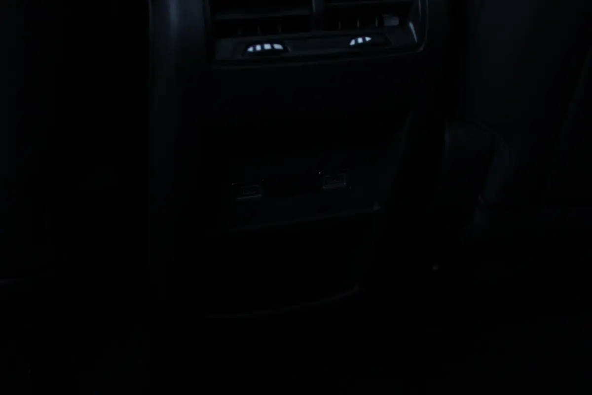 1.6 240PK PLUG-IN HYBRID GT EXCLUSIVE | ACTIERADIUS ELEK. WLTP 81-85KM | PANORAMA SCHUIF/KANTEL DAK | ELEKTRISCH VERSTELBARE VOORSTOELEN MET MASSAGE FUNCTIE | VOORSTOELEN VERWARMBAAR | STUUR