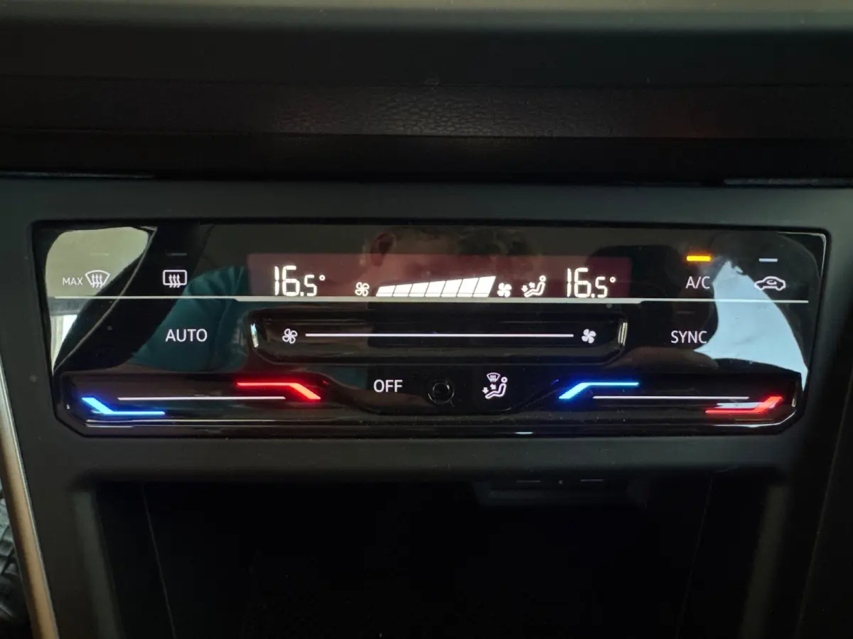 TSI 110PK LIFE CARPLAY/TREKHAAK/PARKEERSENSOREN ***