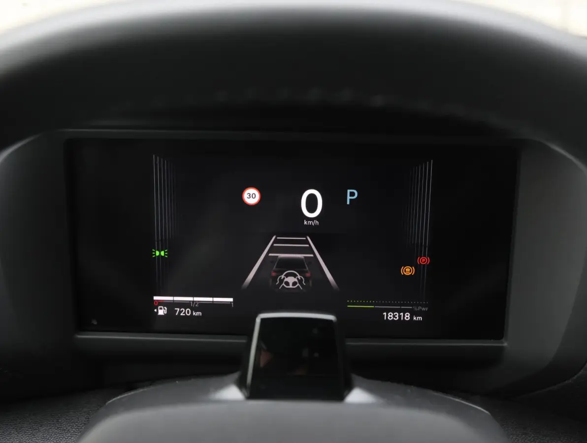 1.2 Hybrid 145pk Max | Navigatie | Stoelverwarming | Draadloos Apple Carplay en Android Auto | Camera