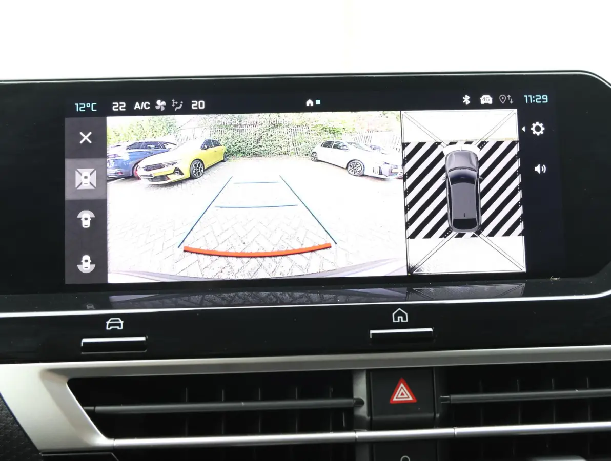 1.2 Hybrid 145pk Max | Navigatie | Stoelverwarming | Draadloos Apple Carplay en Android Auto | Camera