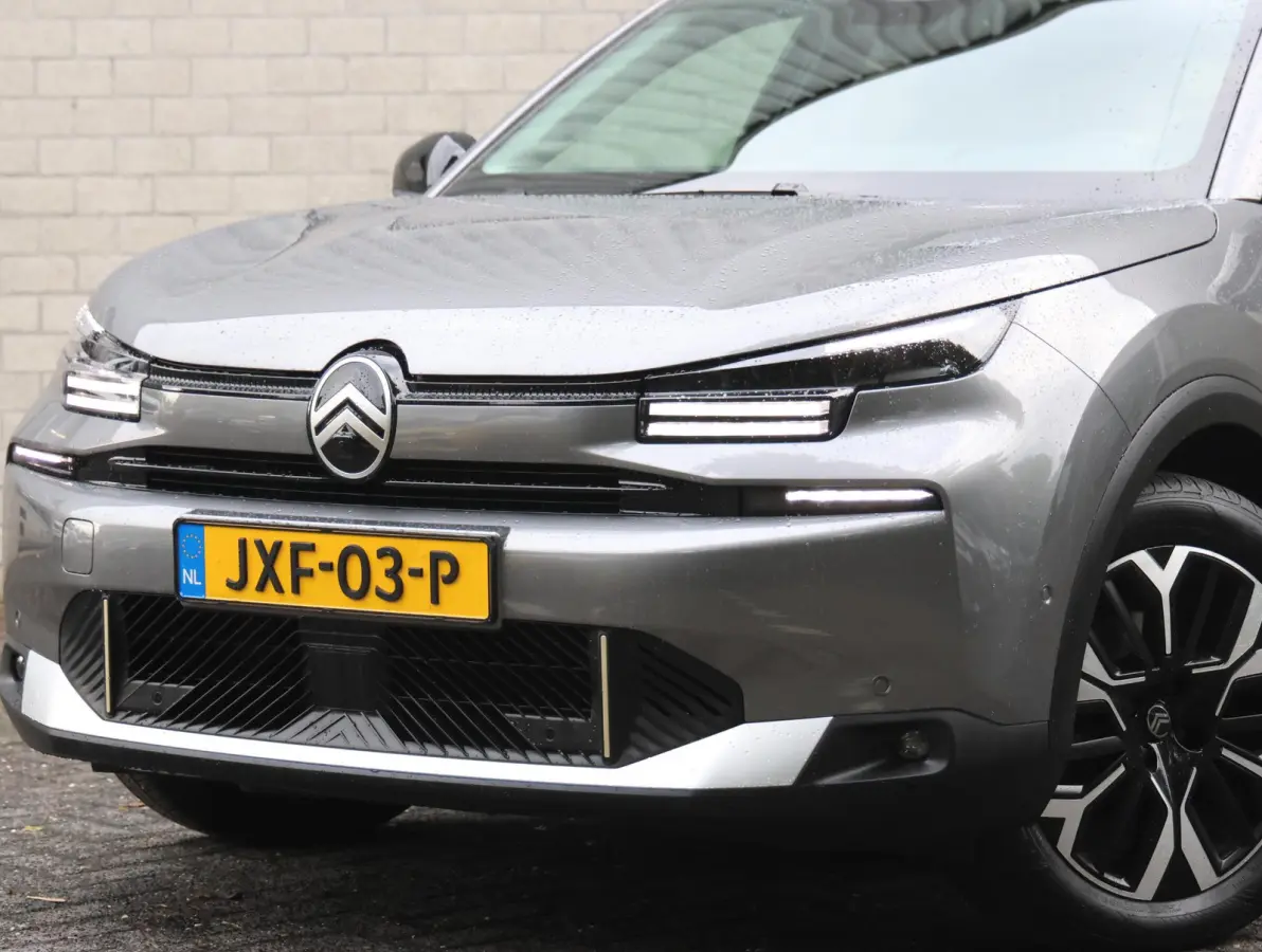 1.2 Hybrid 145pk Max | Navigatie | Stoelverwarming | Draadloos Apple Carplay en Android Auto | Camera