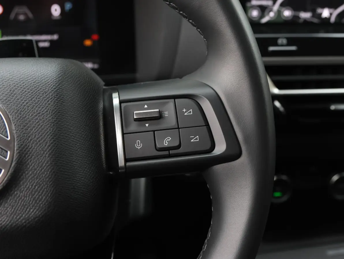 1.2 Hybrid 145pk Max | Navigatie | Stoelverwarming | Draadloos Apple Carplay en Android Auto | Camera