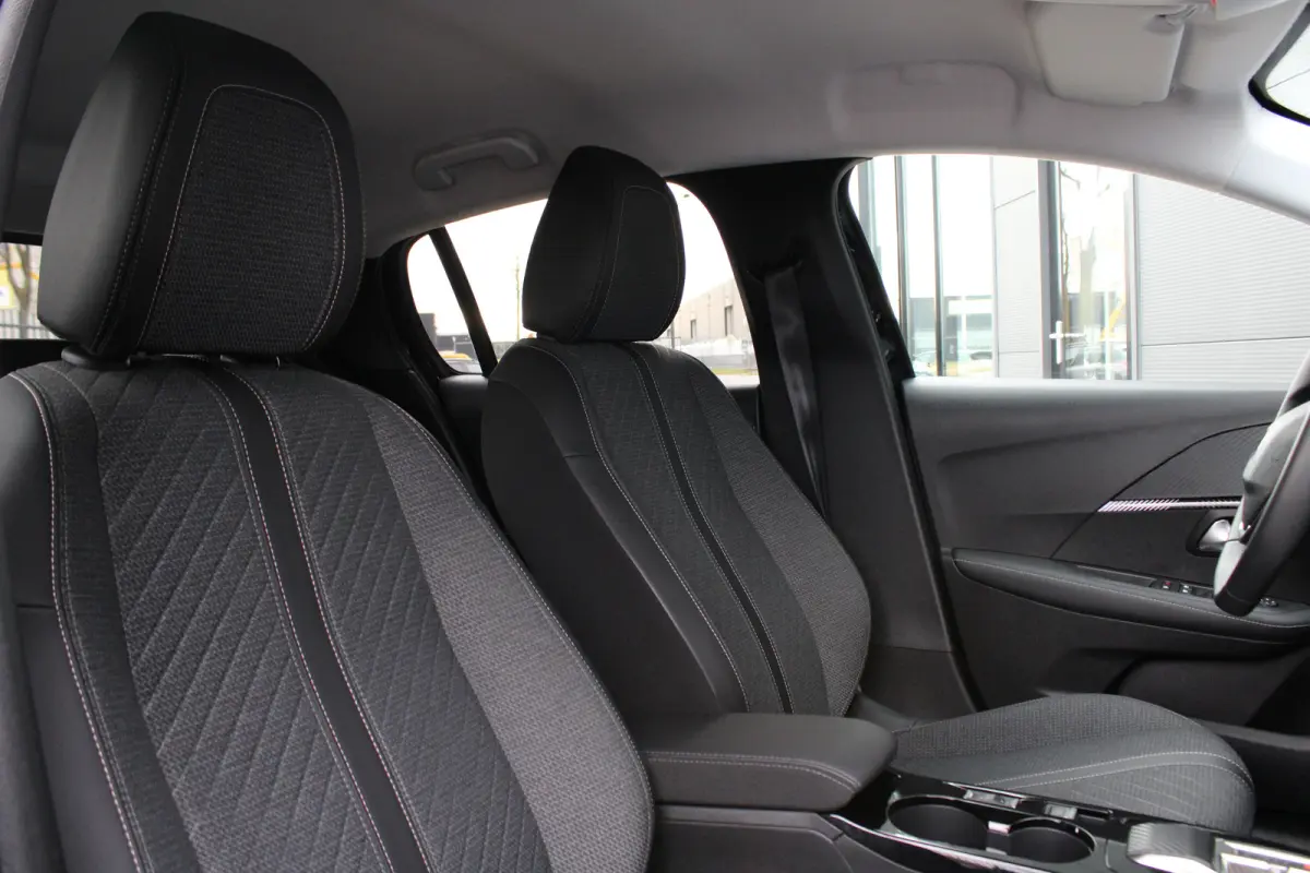 1.2 Hybrid 110 e-DCS6 Allure | Automaat | Navigatie | Camera voor + achter | Apple carplay | Adaptieve cruise control |