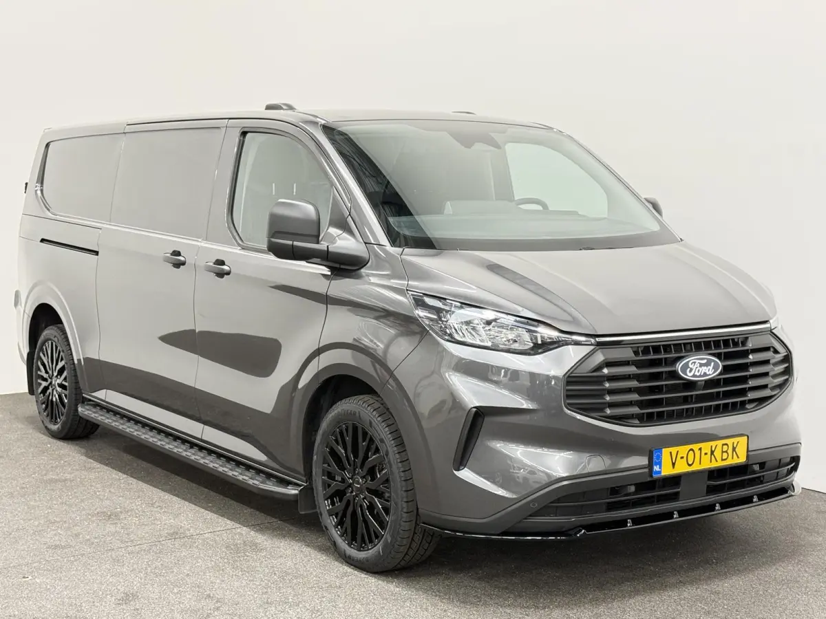 300 2.0 TDCI L2H1 EC Sport Nieuw Model Automaat Apple CarPlay Adaptive Cruise Control Navigatie Parkeersensoren Lichtmetalen velgen Trekhaak Camera Climate Control