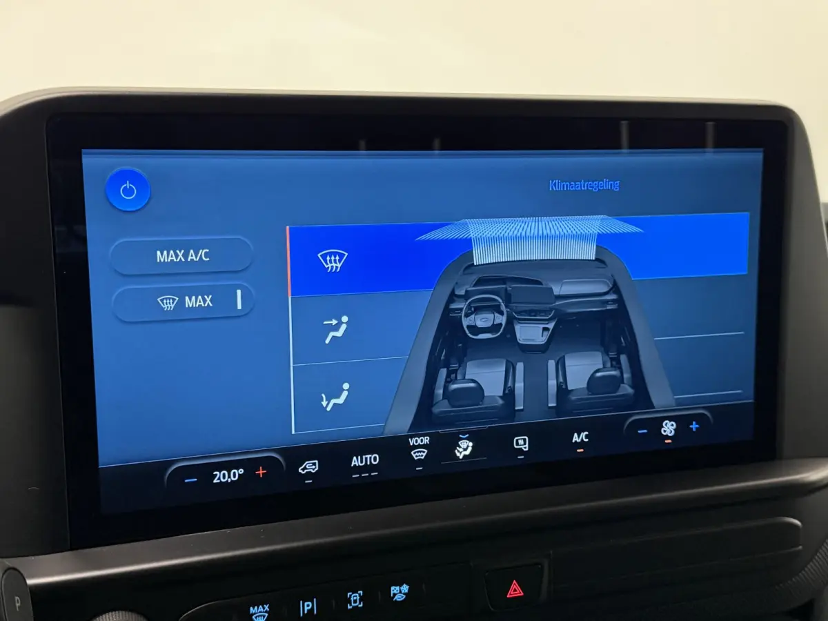 300 2.0 TDCI L2H1 EC Sport Nieuw Model Automaat Apple CarPlay Adaptive Cruise Control Navigatie Parkeersensoren Lichtmetalen velgen Trekhaak Camera Climate Control