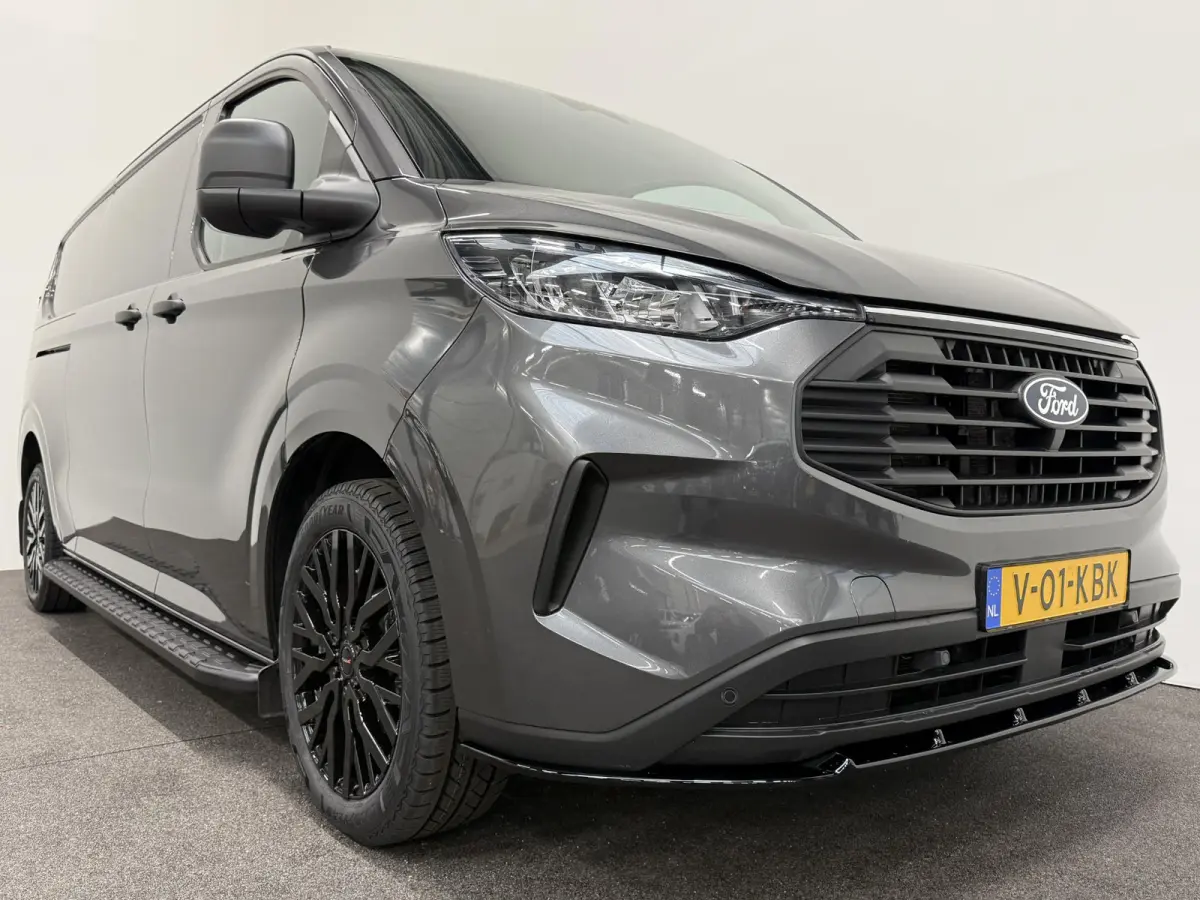 300 2.0 TDCI L2H1 EC Sport Nieuw Model Automaat Apple CarPlay Adaptive Cruise Control Navigatie Parkeersensoren Lichtmetalen velgen Trekhaak Camera Climate Control
