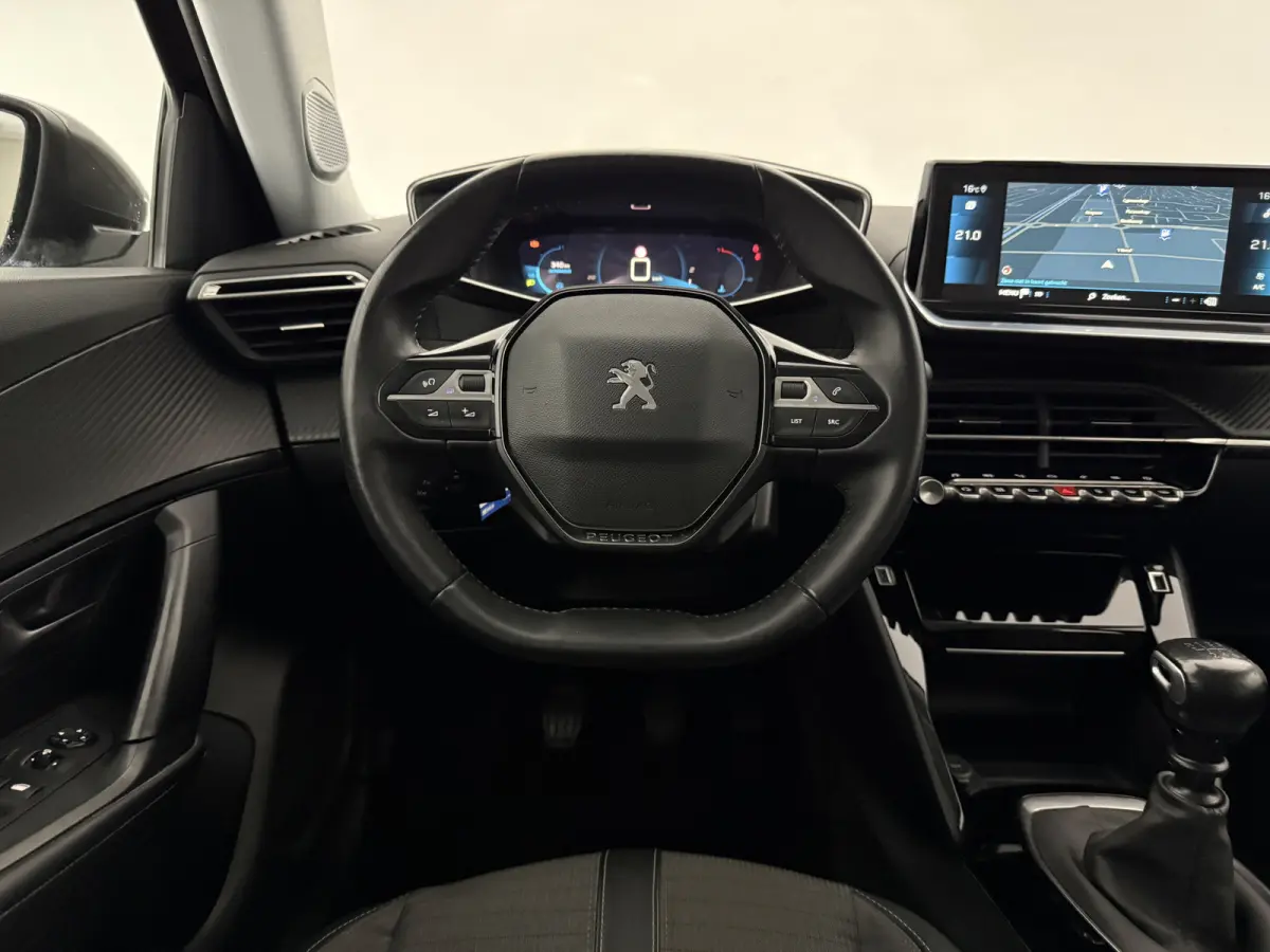 1.2 PureTech Allure Pack | Virtual | Camera | Cruise | Trekhaak | Carplay | Navi | Parkeersens. | NAP