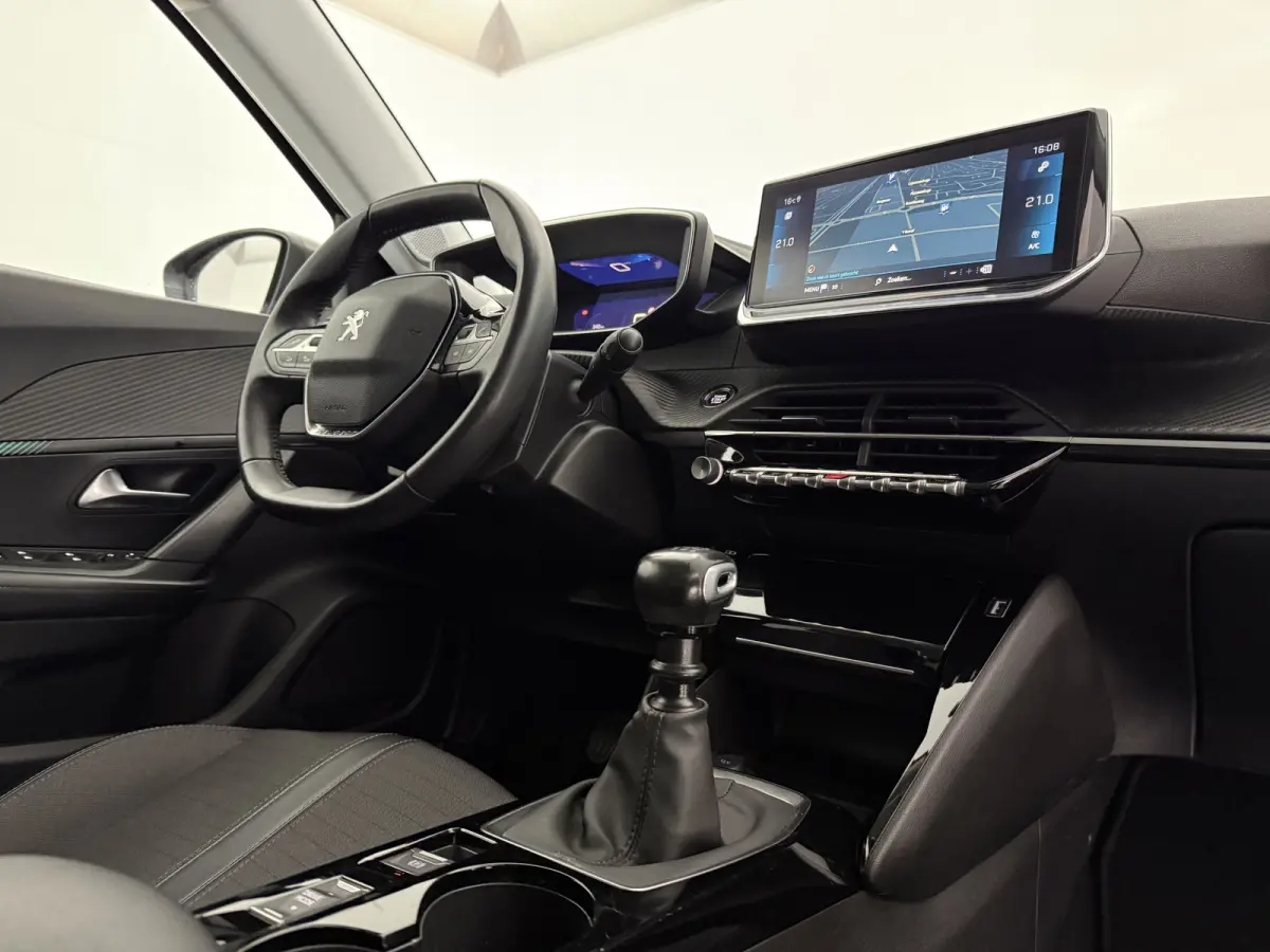 1.2 PureTech Allure Pack | Virtual | Camera | Cruise | Trekhaak | Carplay | Navi | Parkeersens. | NAP