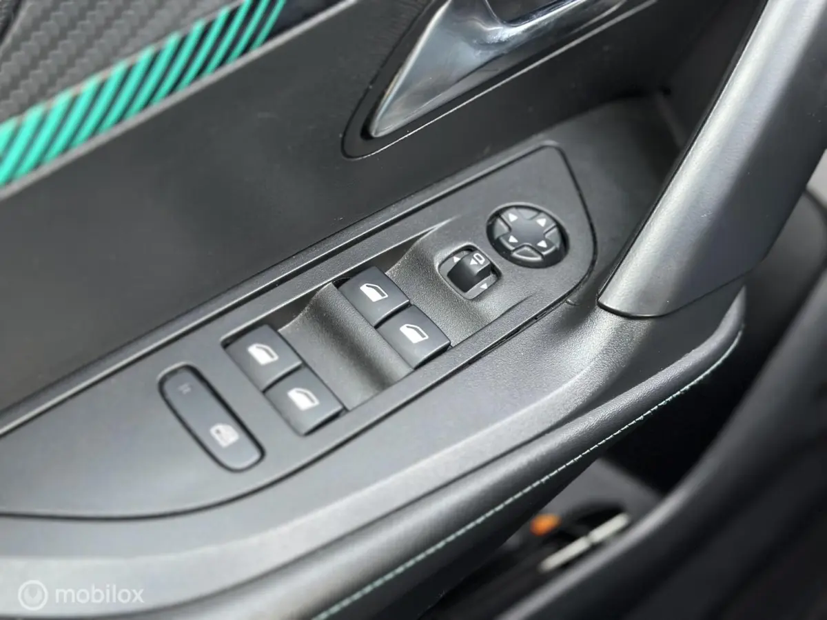 1.2 PureTech Blue Lease Allure Automaat|1e Eig.