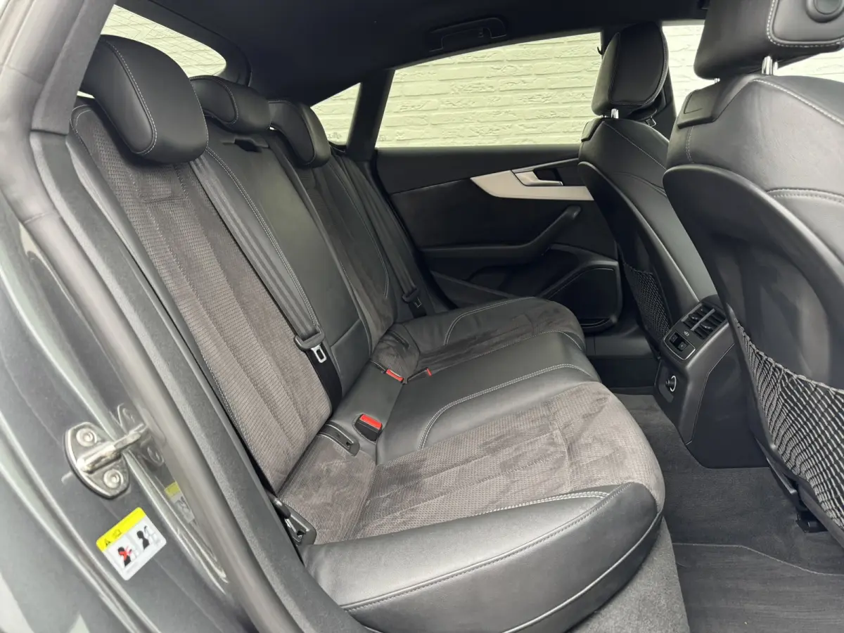 3.0 TFSI S5 quattro 354PK Pro Line Plus Leder/ Alcan Sportstoelen, Navi, Stoelverw, Elektr. Achterklep, Cruise
